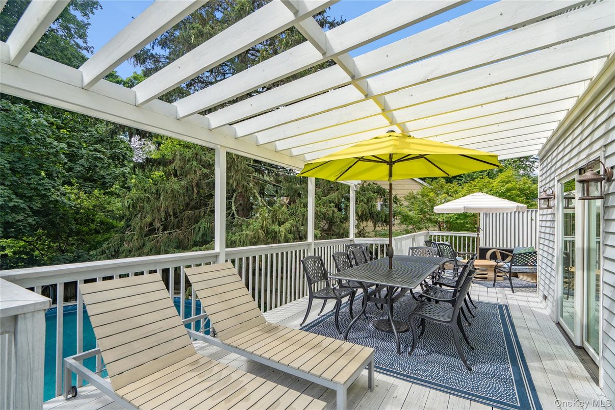 Exterior, Glass Ceilings, Sun Room