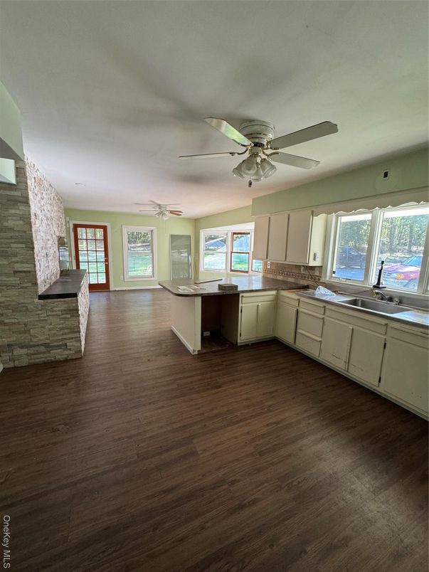 Interior, Kitchen, Wood Texture Flooring