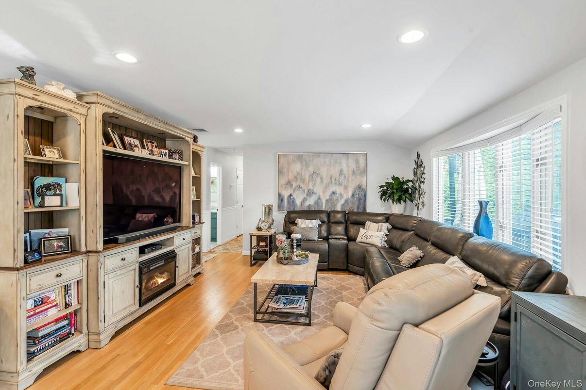 Fireplace, Interior, Living room, Recessed Lighting, Wood Texture Flooring