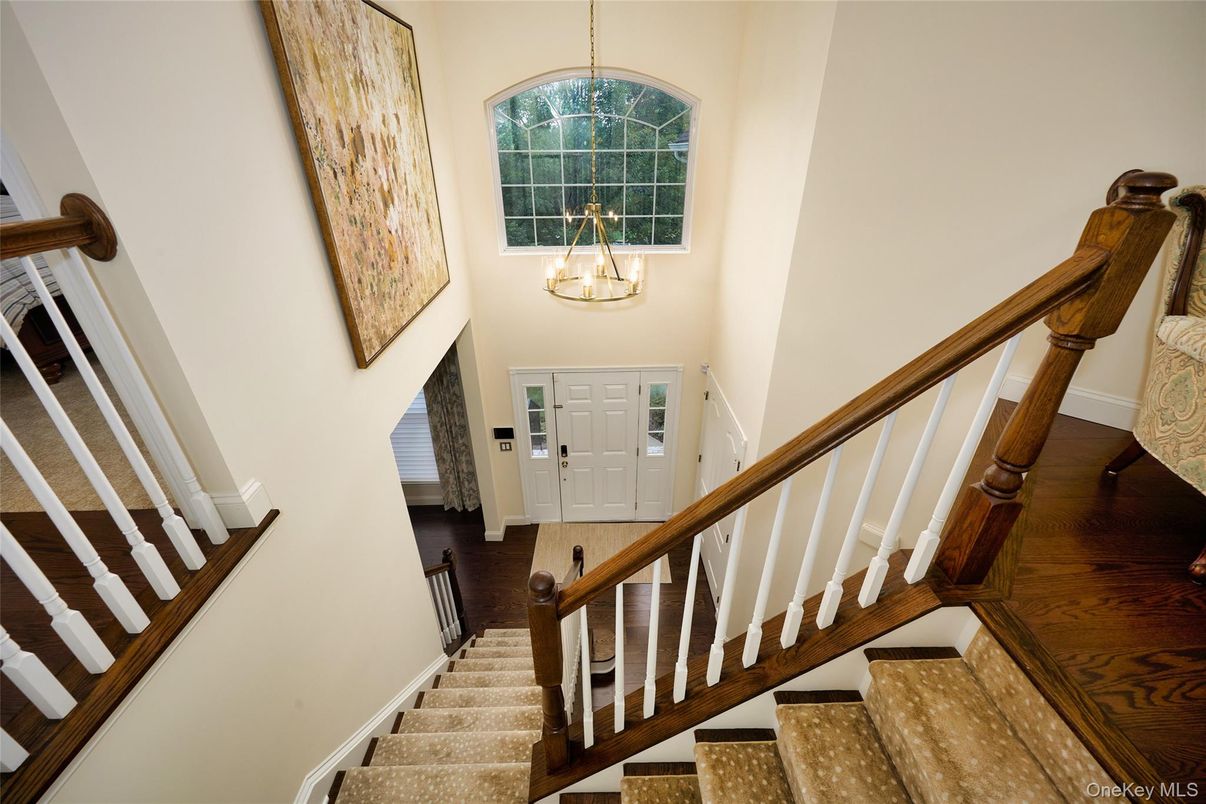 Chandelier, Interior