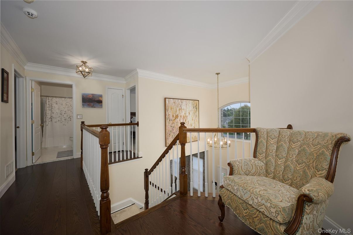 Chandelier, Interior, Wood Texture Flooring