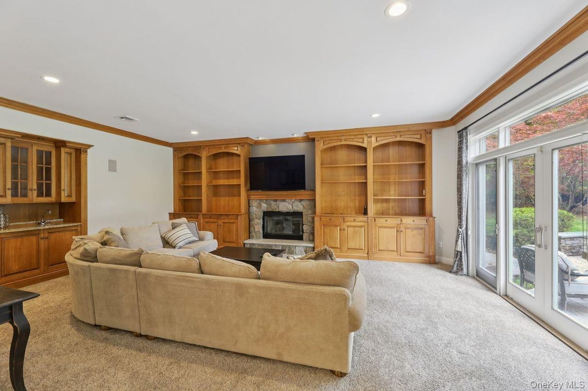 Fireplace, Interior, Living room, Recessed Lighting