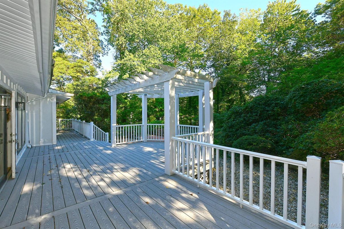 Exterior, Wood Texture Flooring
