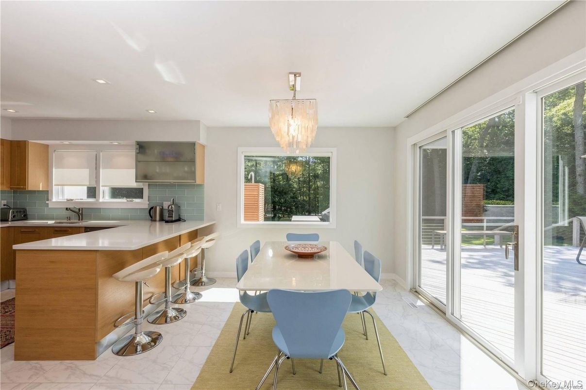 Chandelier, Dining room, Interior, Kitchen, Marble, Pendant Lights, Recessed Lighting