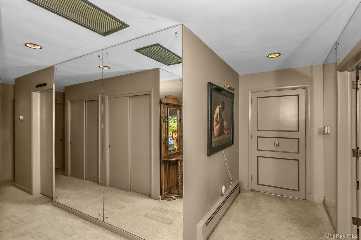 Interior, Recessed Lighting