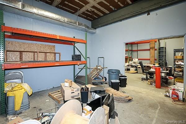 Garage, Interior