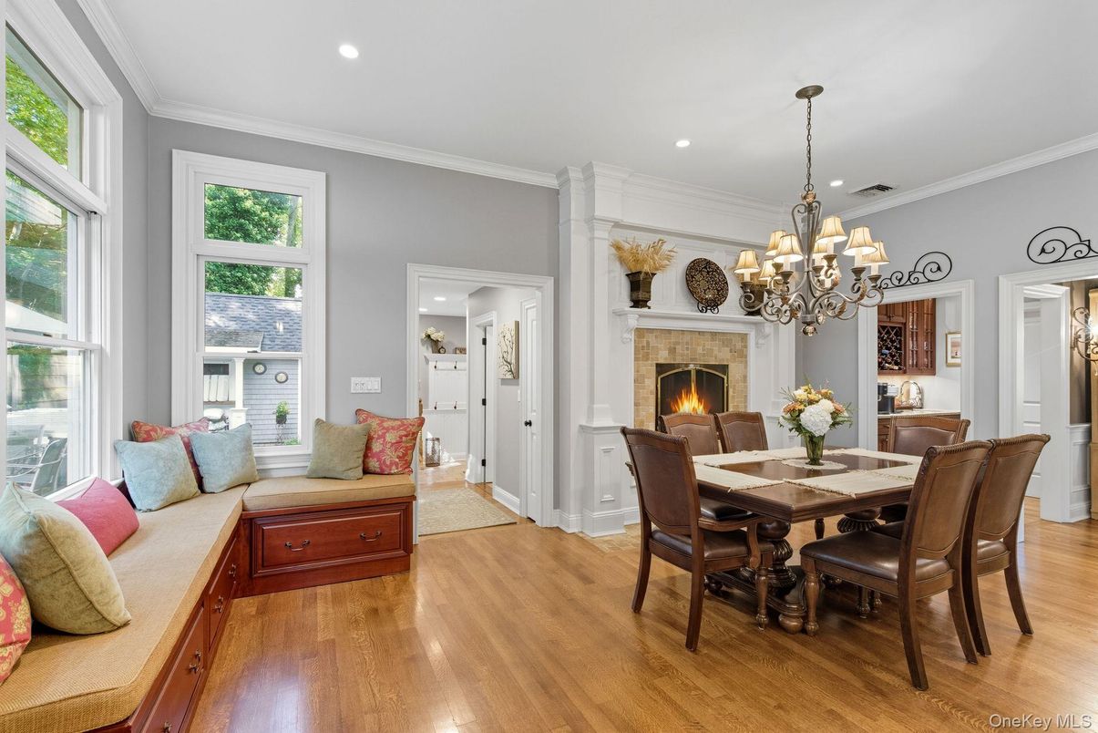 Chandelier, Dining room, Fireplace, Interior, Recessed Lighting, Wood Texture Flooring