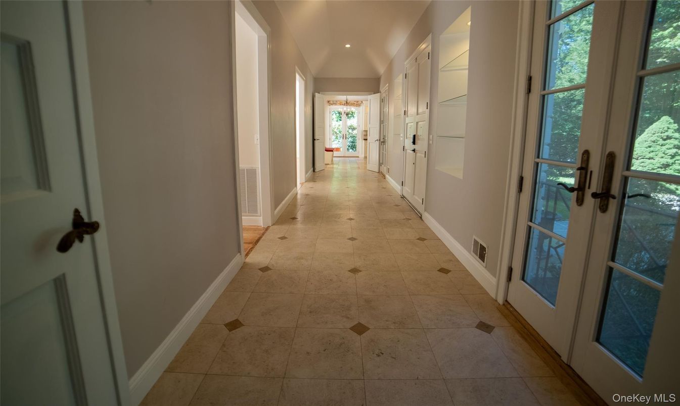 Interior, Recessed Lighting