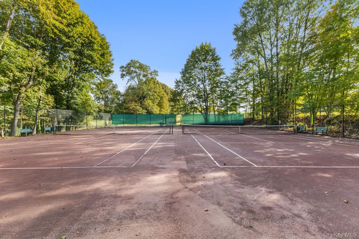 Exterior, Tennis Courts