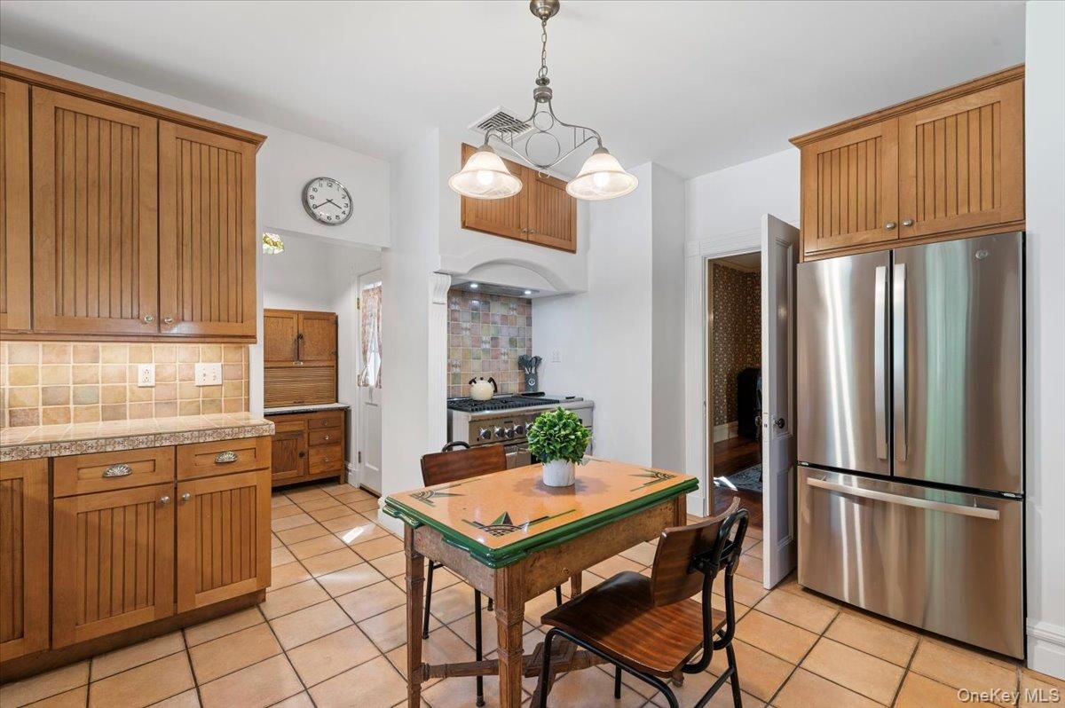 Interior, Kitchen, Pendant Lights, Stainless Steel Appliances