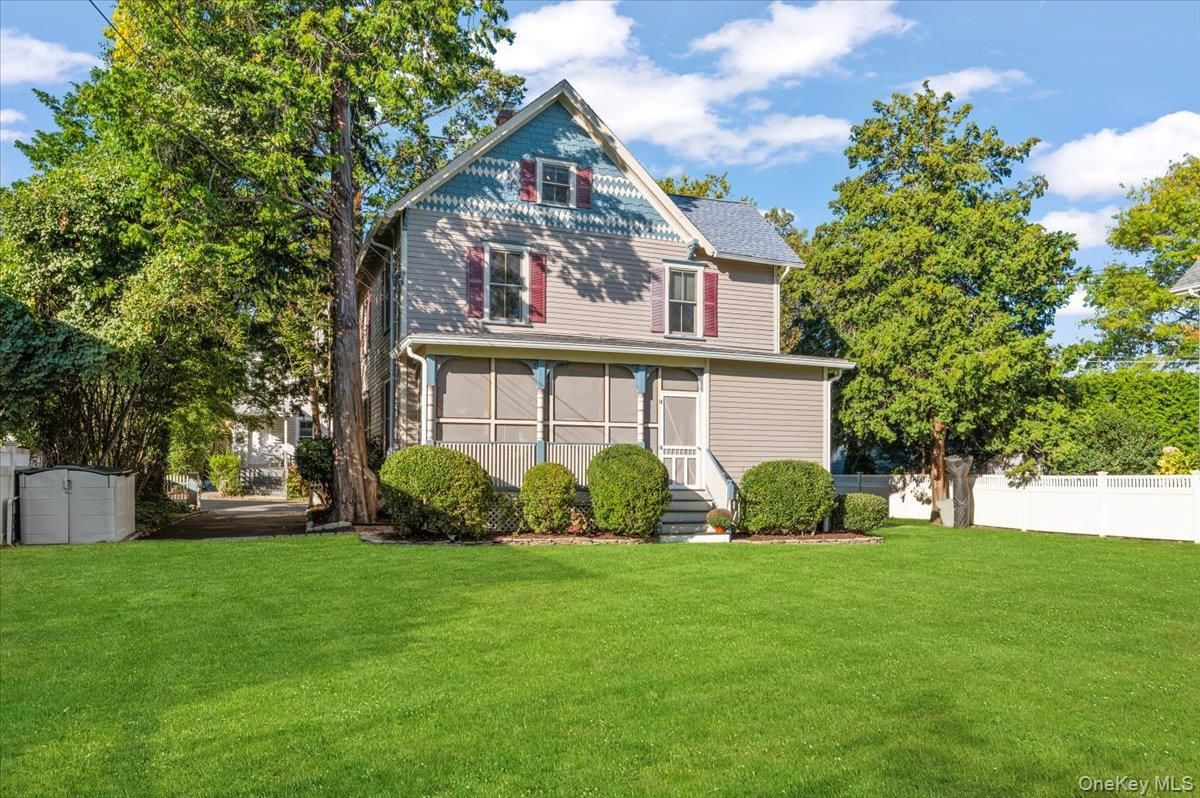 Backyard, Exterior, Facade, Queen Anne Victorian