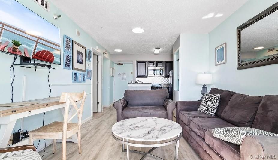 Interior, Kitchen, Living room, Recessed Lighting, Wood Texture Flooring