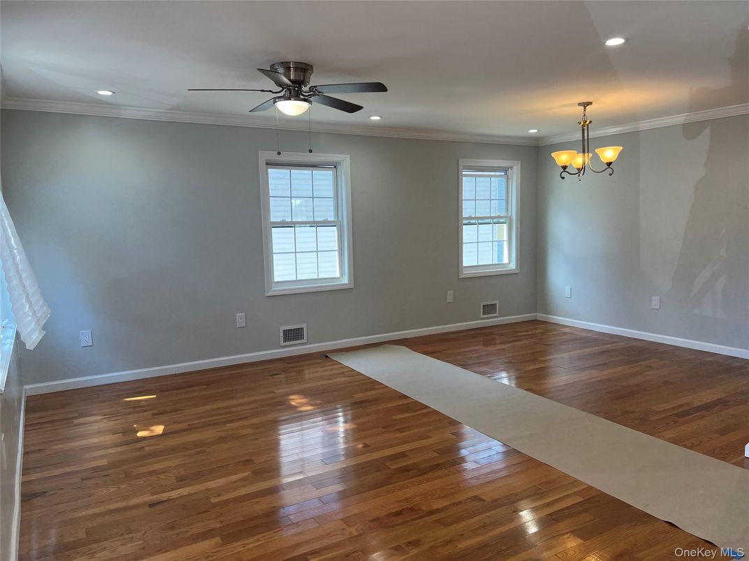 Chandelier, Empty room, Interior, Recessed Lighting, Wood Texture Flooring