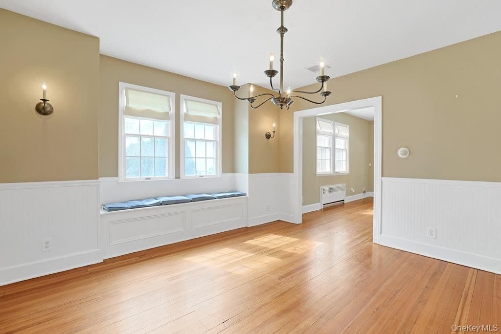 Chandelier, Empty room, Interior, Wood Texture Flooring