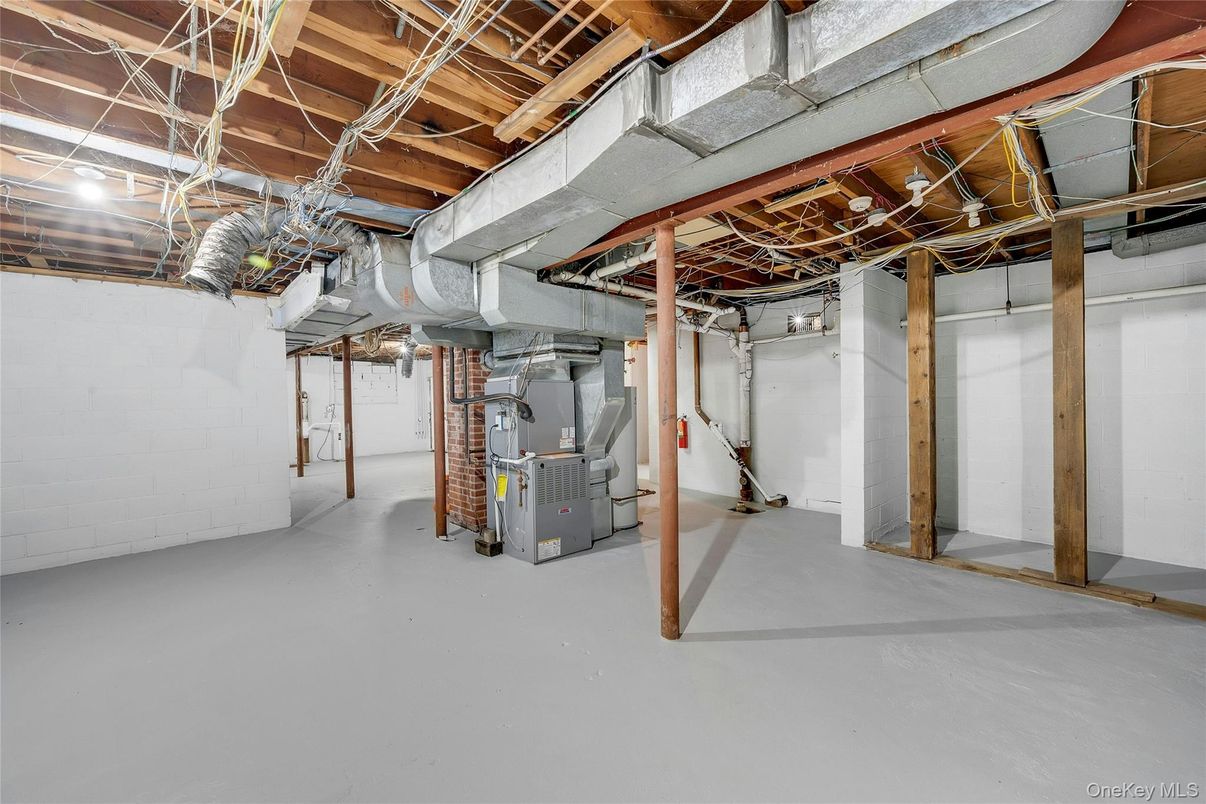 Interior, Wooden Beams