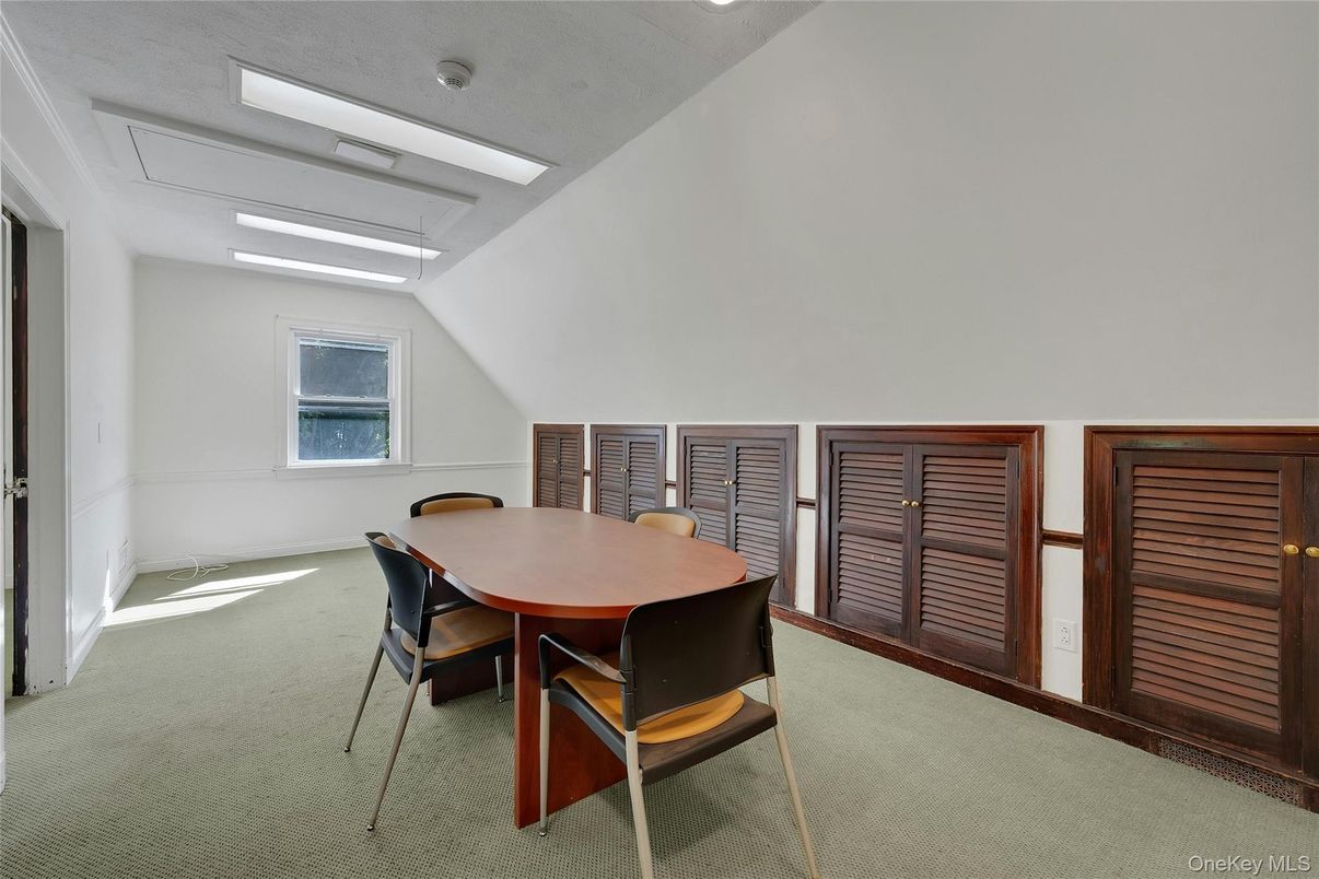 Dining room, Interior
