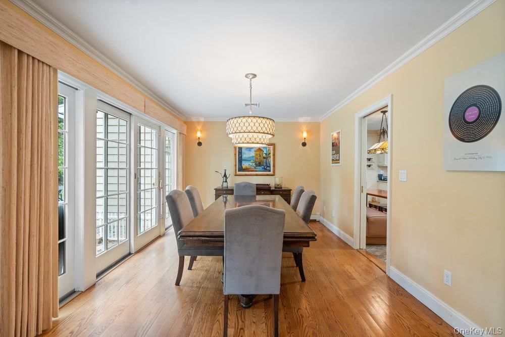 Chandelier, Dining room, Interior, Wood Texture Flooring