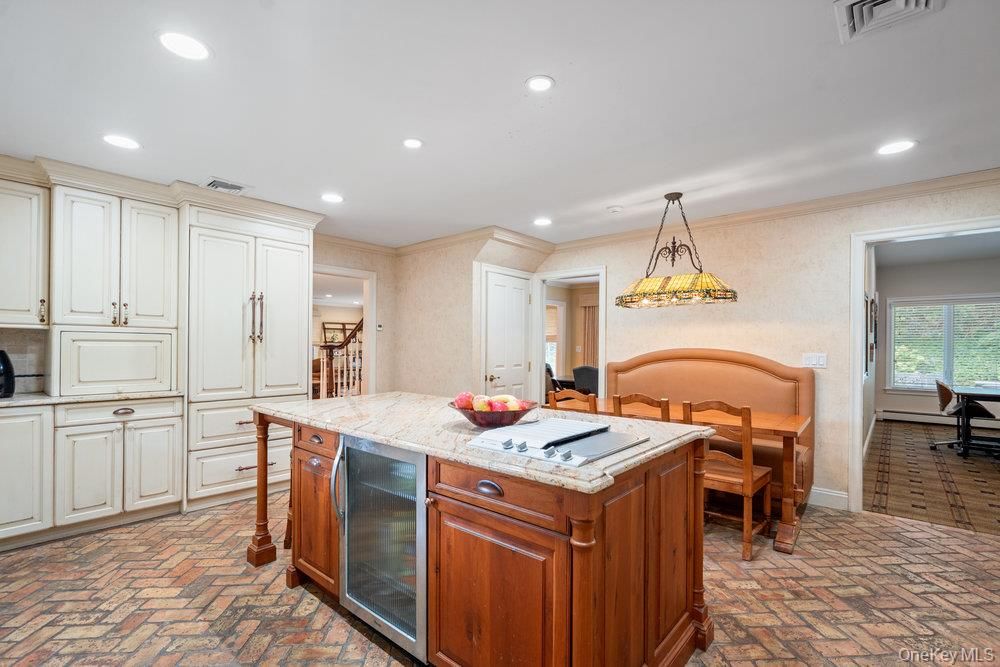 Dining room, Interior, Kitchen, Pendant Lights, Recessed Lighting