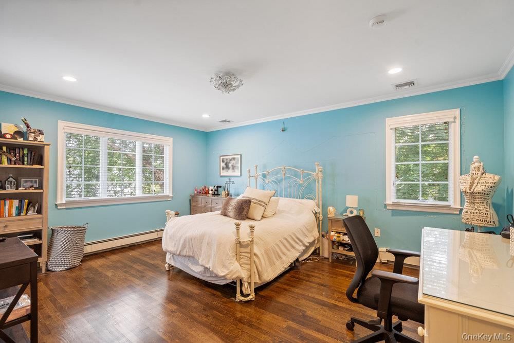 Bedroom, Home Office, Interior, Recessed Lighting, Wood Texture Flooring