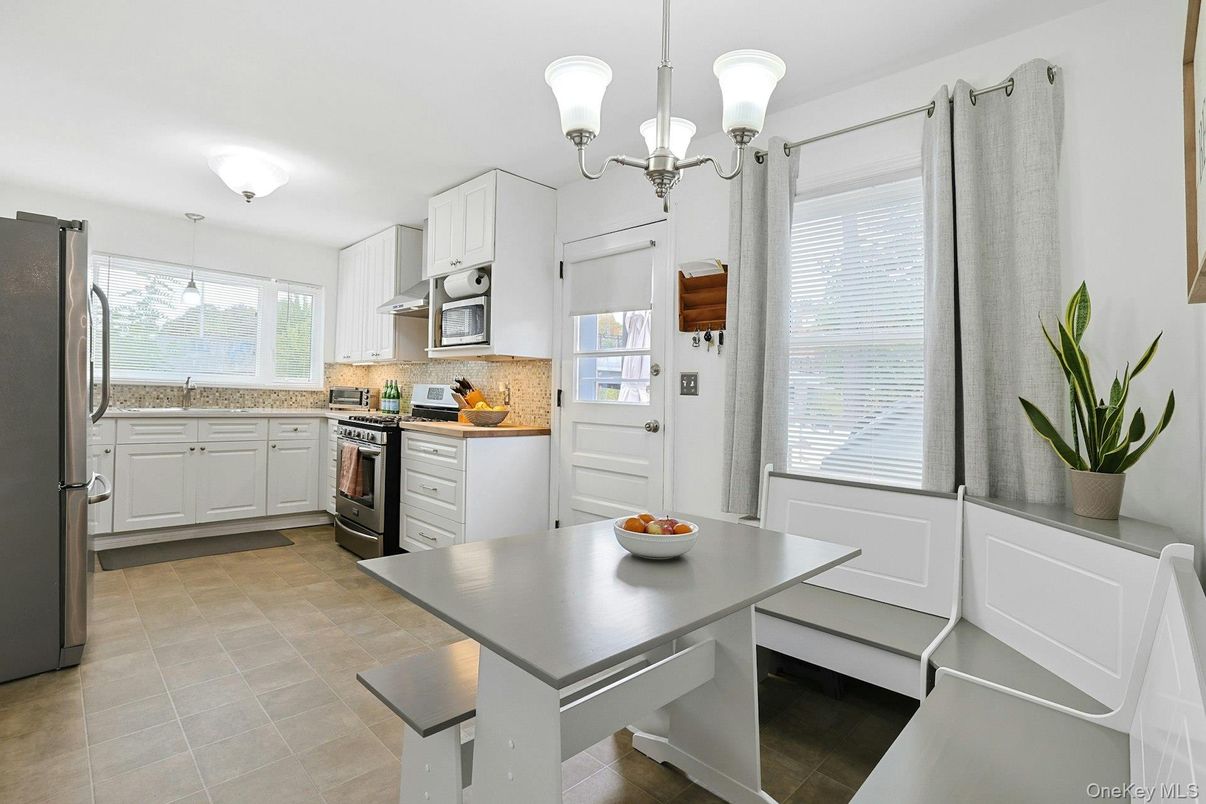 Chandelier, Interior, Kitchen, Stainless Steel Appliances
