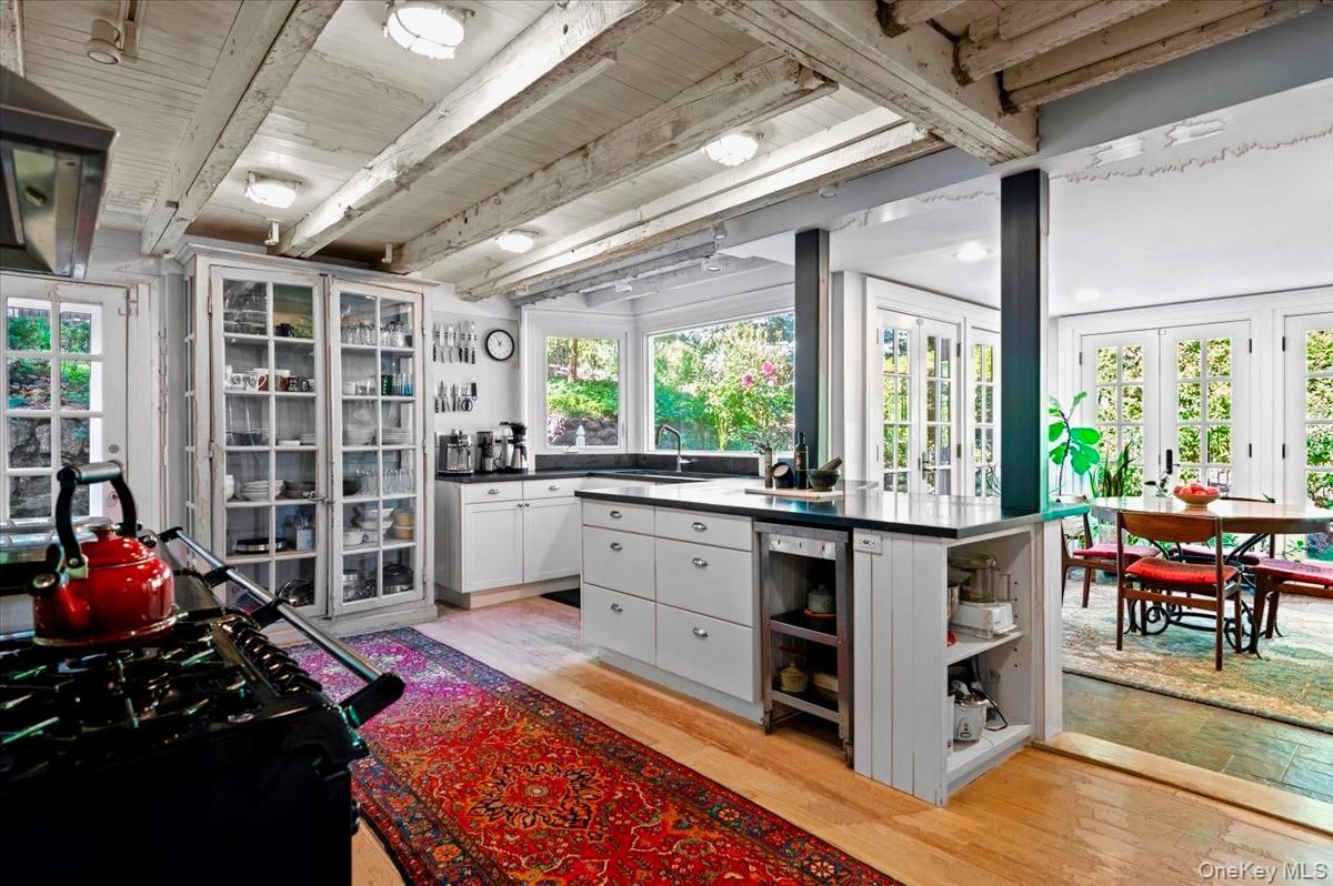Dining room, Interior, Kitchen, Wooden Beams, Wooden Ceilings, Wood Texture Flooring