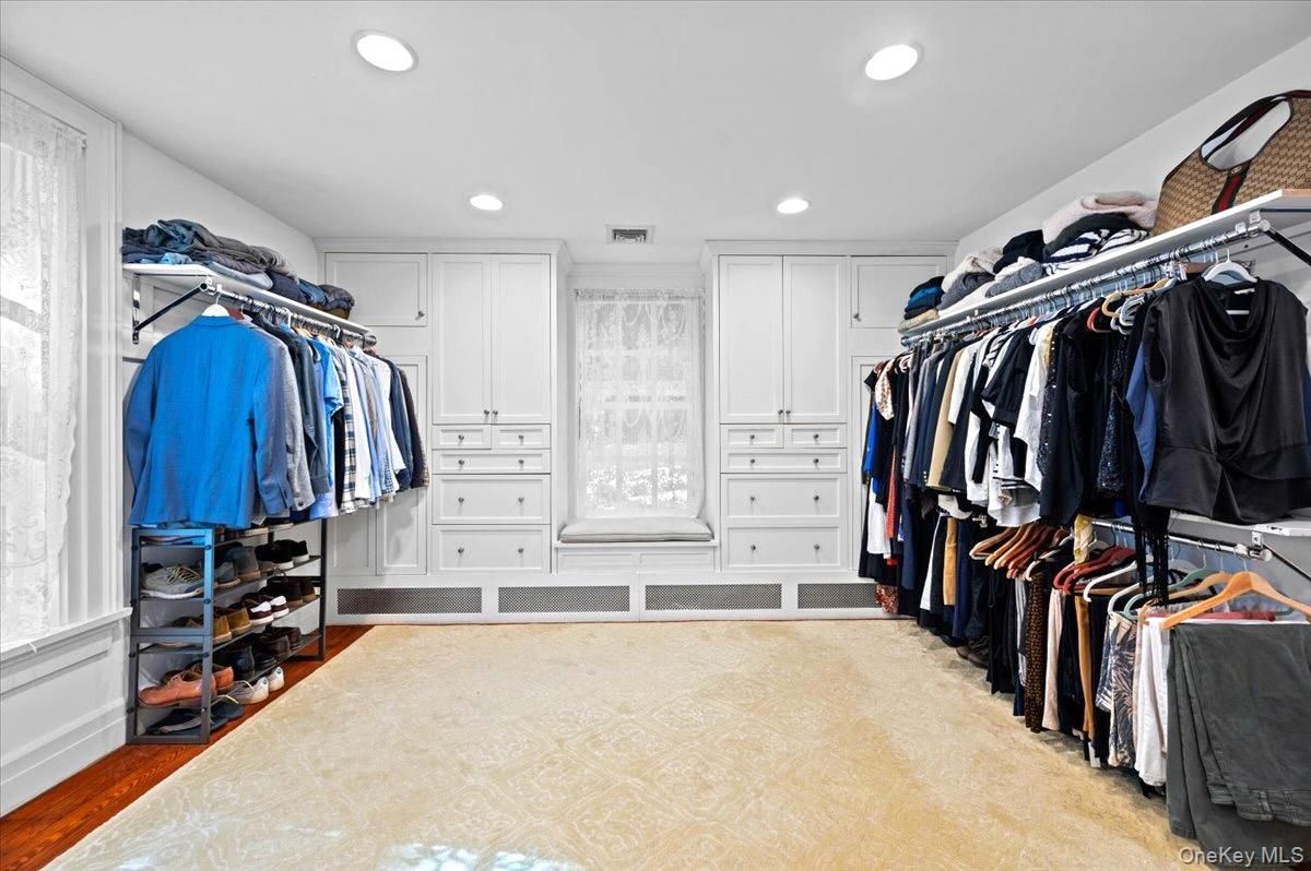 Interior, Recessed Lighting, Walk-in Closets