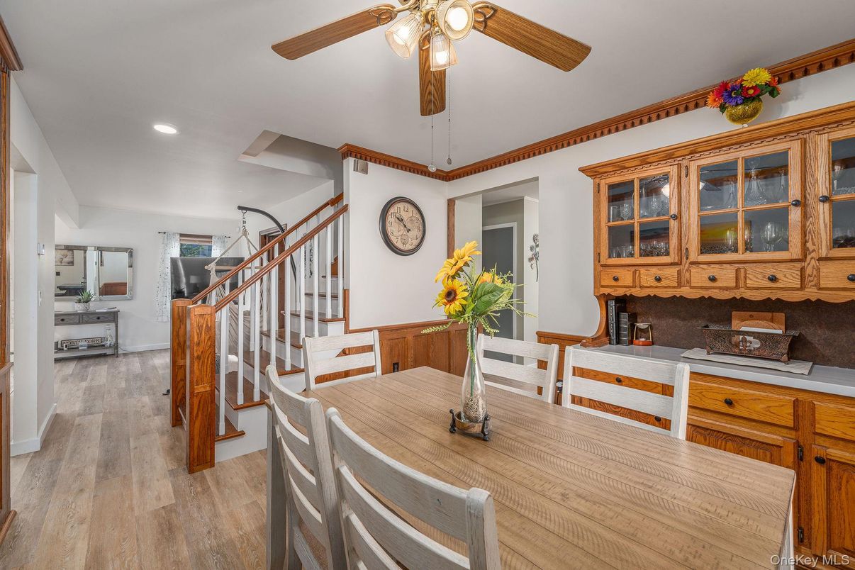 Dining room, Interior, Recessed Lighting, Wood Texture Flooring