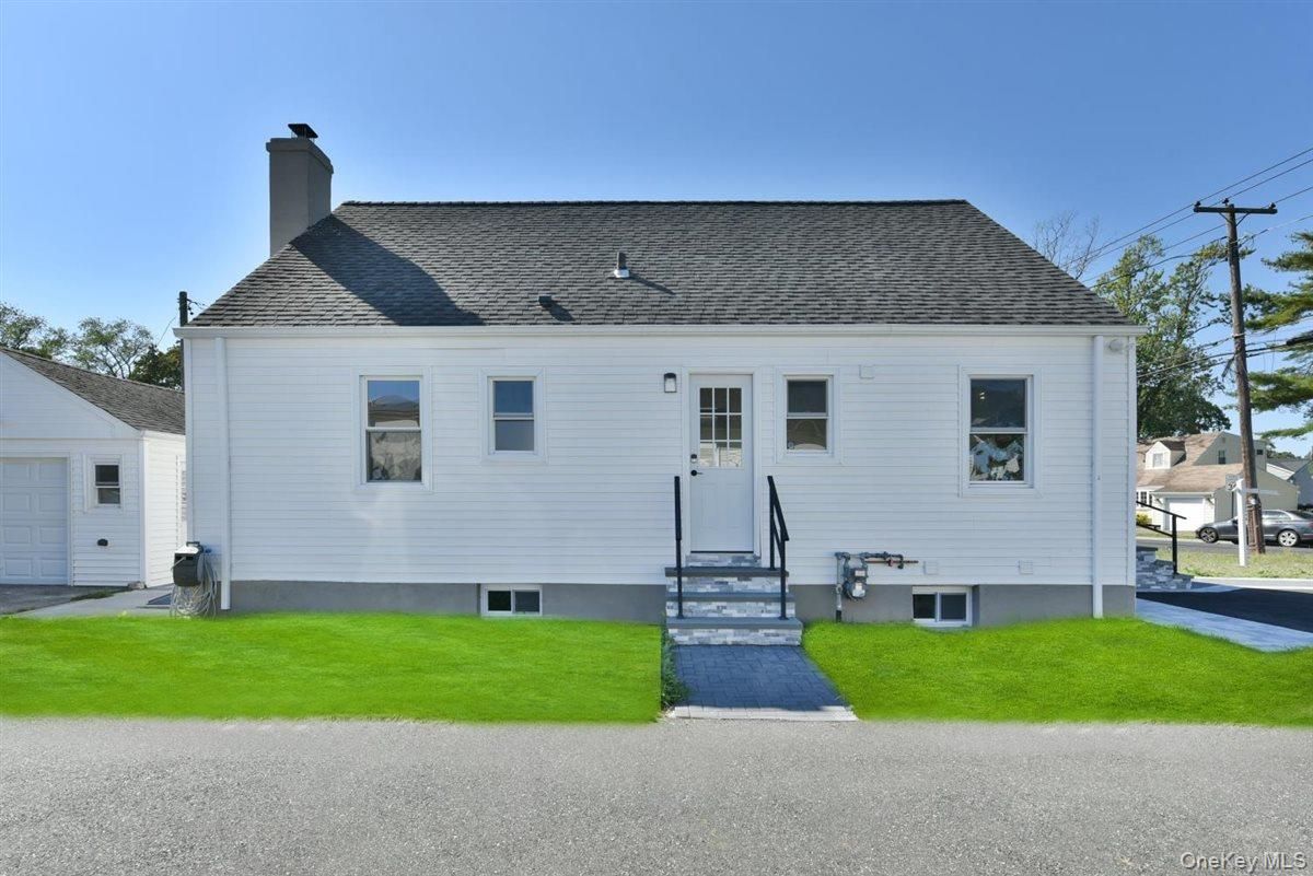 Detached Garage, Exterior, Facade, Cape Cod