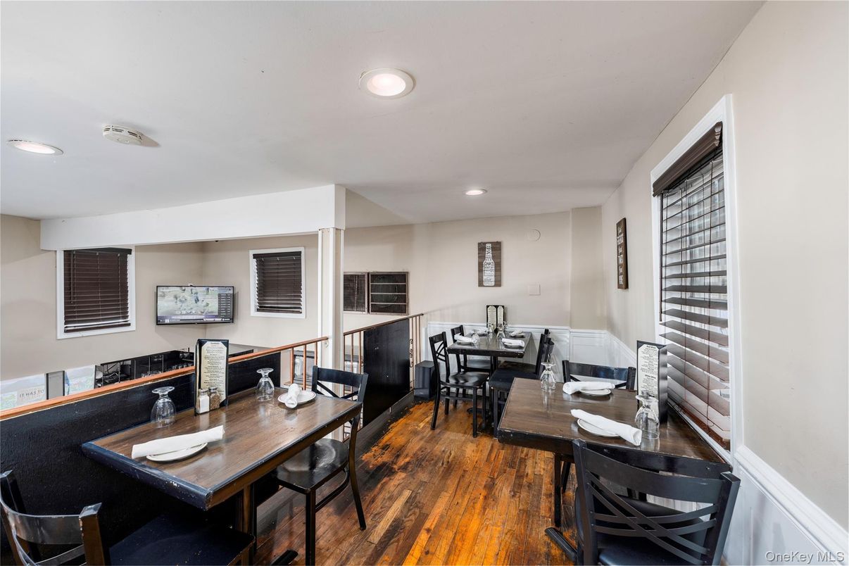 Dining room, Interior, Recessed Lighting, Wood Texture Flooring