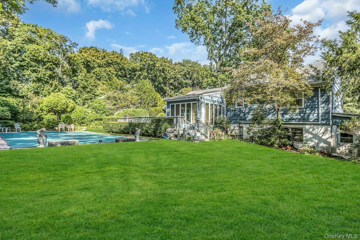 Backyard, Exterior, Pool