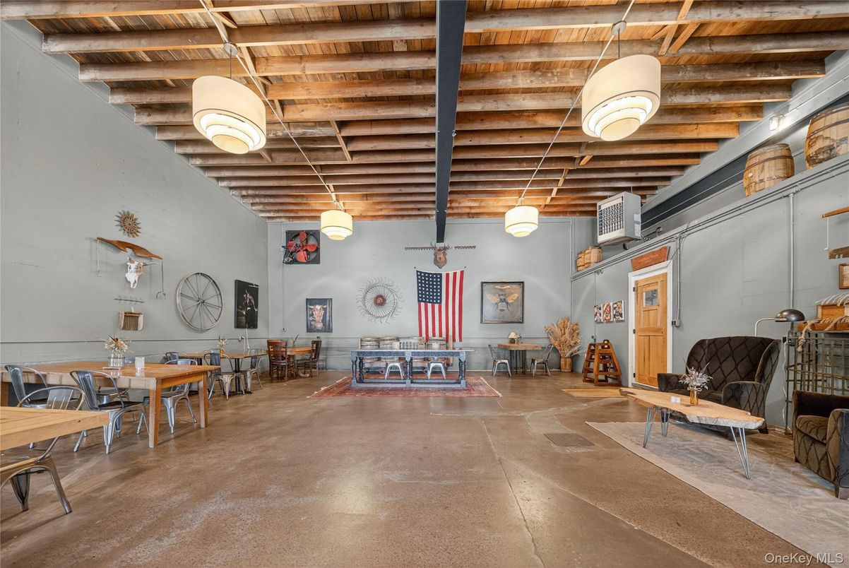 Dining room, Interior, Wooden Beams, Wooden Ceilings