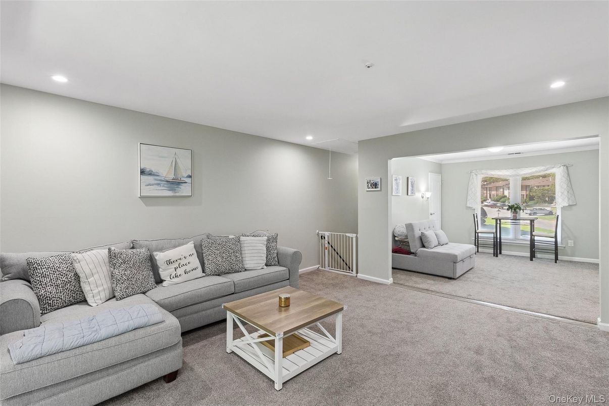 Interior, Living room, Recessed Lighting