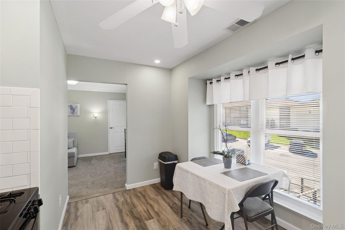Dining room, Interior, Recessed Lighting, Wood Texture Flooring