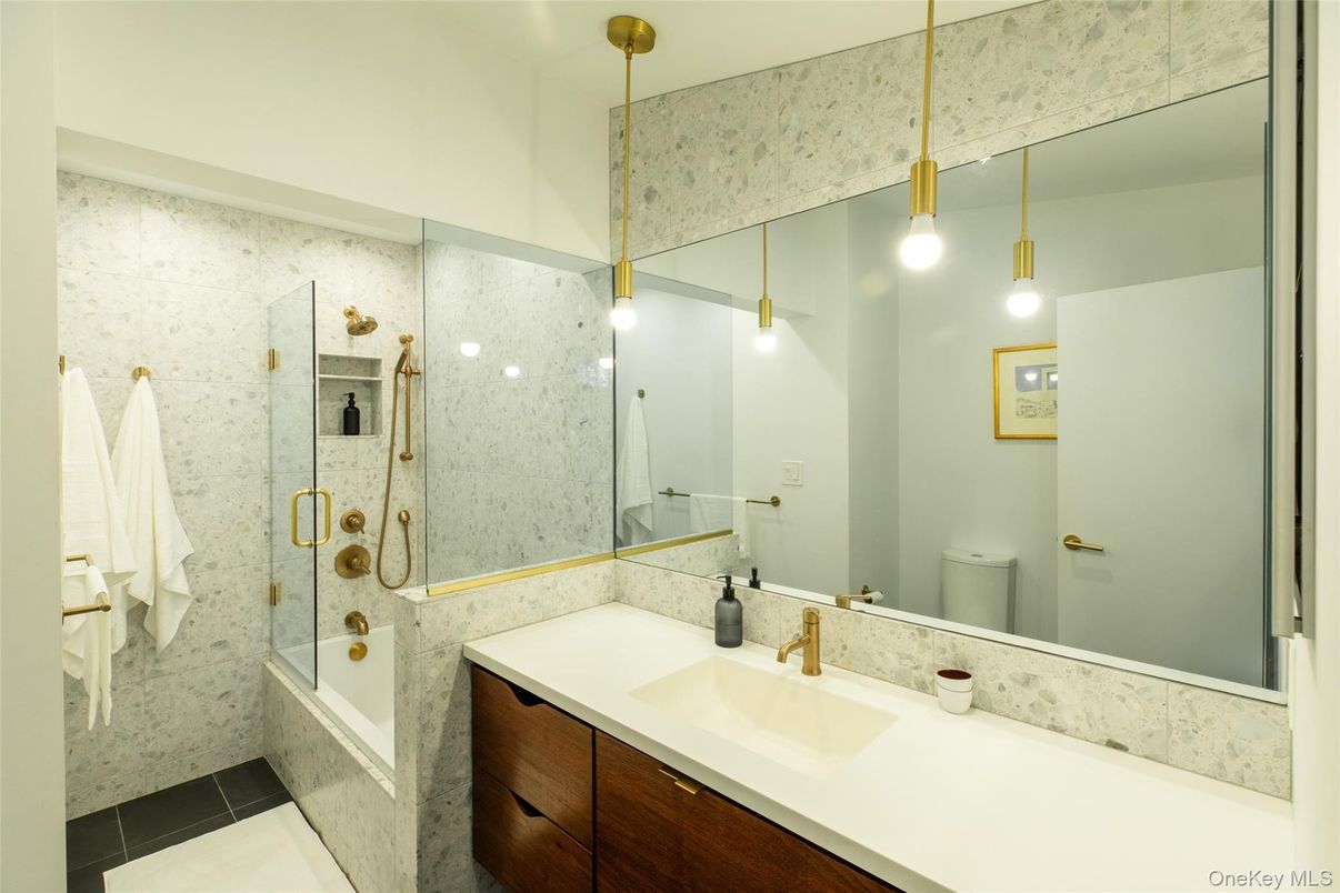 Bathroom, Glass Shower, Interior, Pendant Lights