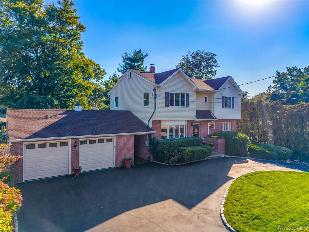 Attached, Exterior, Facade, Brick Facade, Farmhouse