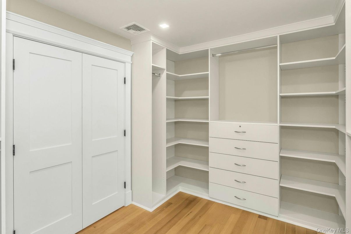 Interior, Recessed Lighting, Walk-in Closets, Wood Texture Flooring