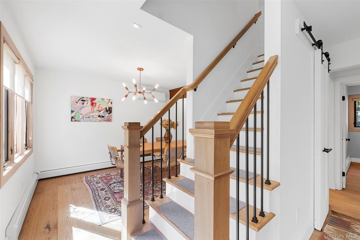 Interior, Pendant Lights, Recessed Lighting, Wood Texture Flooring