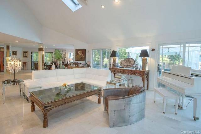 Interior, Living room, Piano, Recessed Lighting