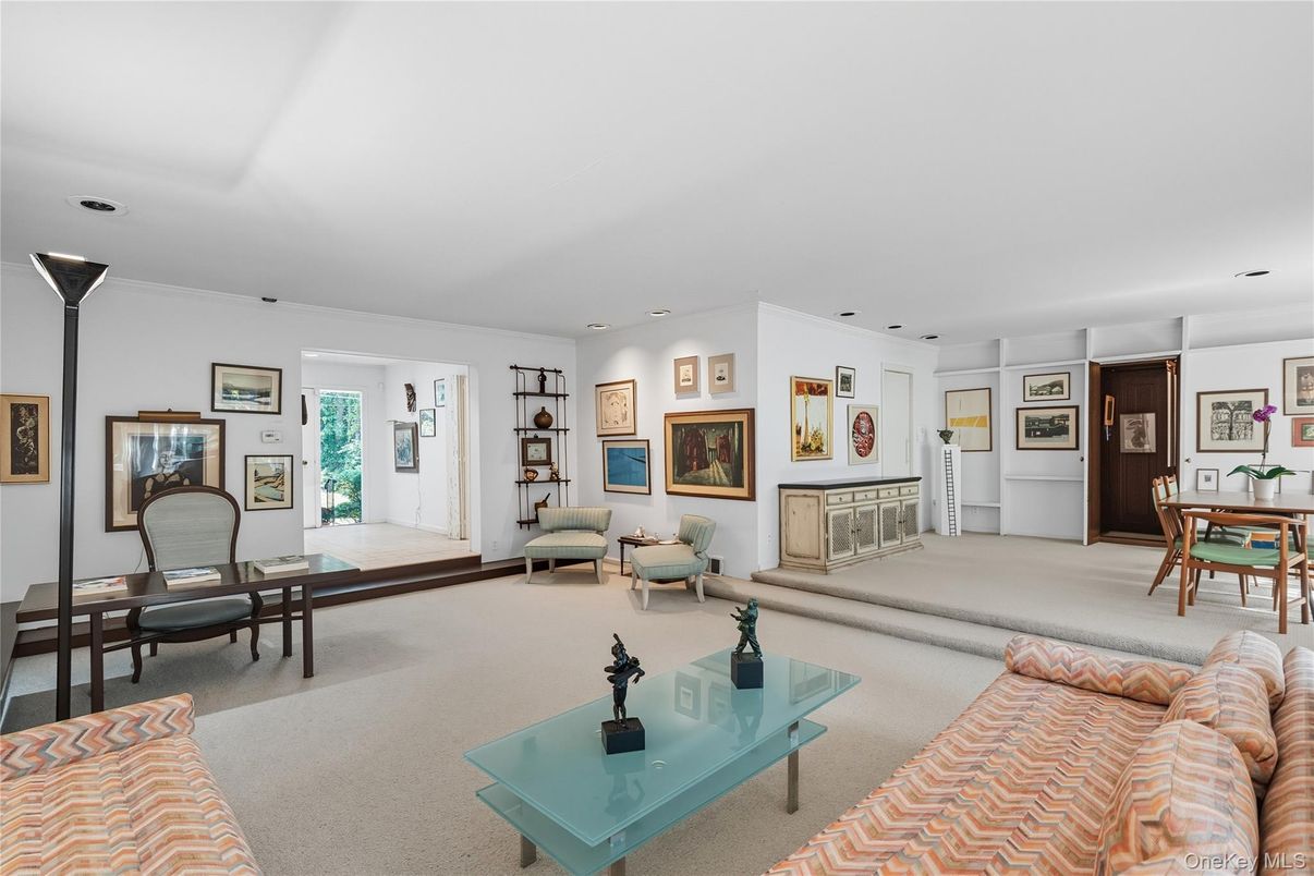 Dining room, Interior, Living room, Recessed Lighting