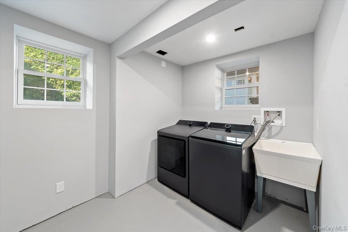 Interior, Recessed Lighting, Washer