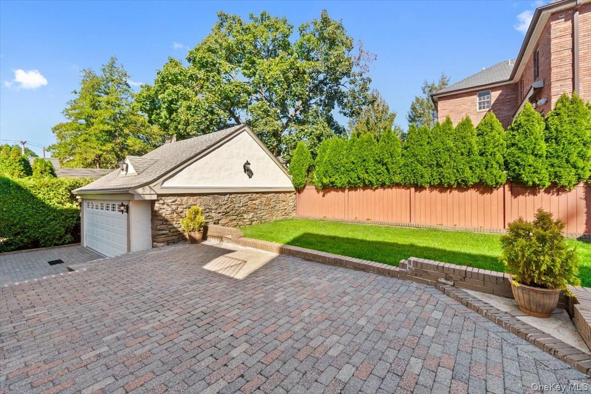 Backyard, Detached Garage, Exterior