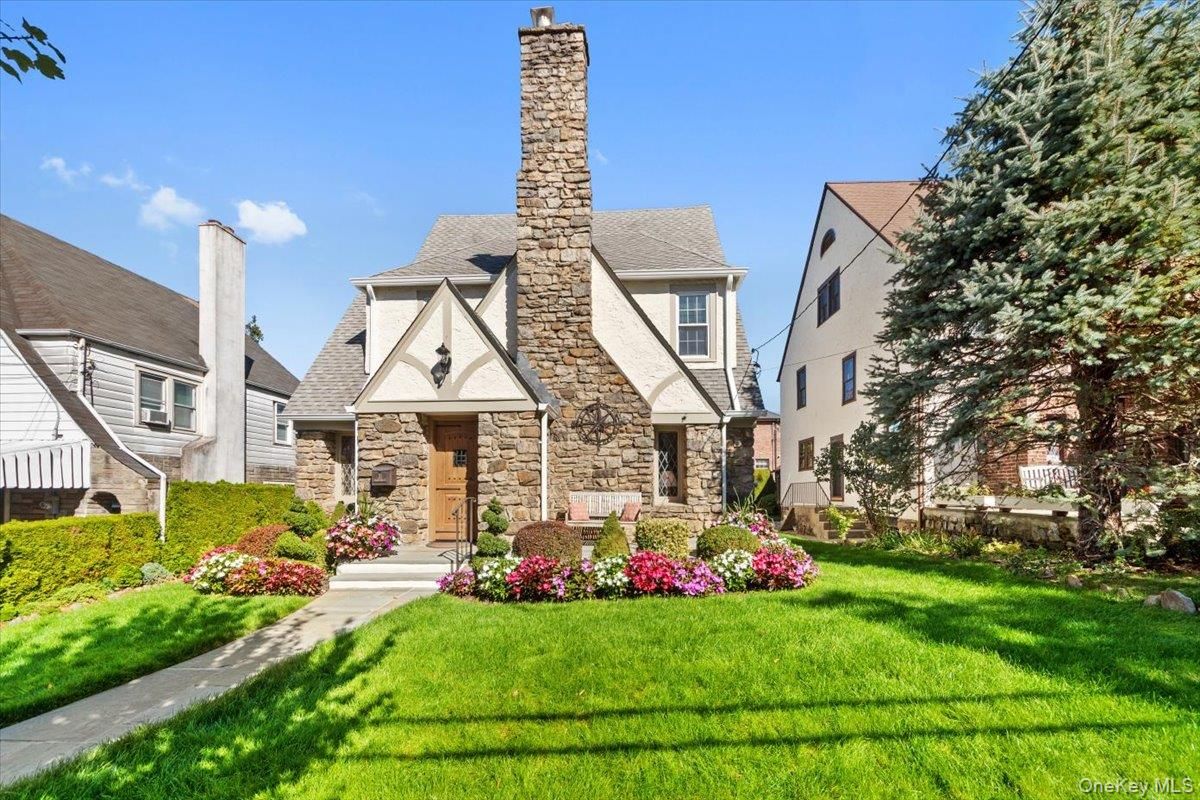 Backyard, Exterior, Facade, Tudor Revival