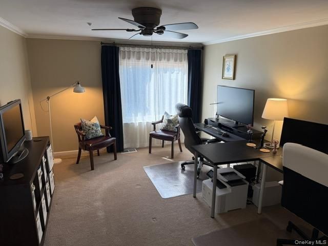 Home Office, Interior