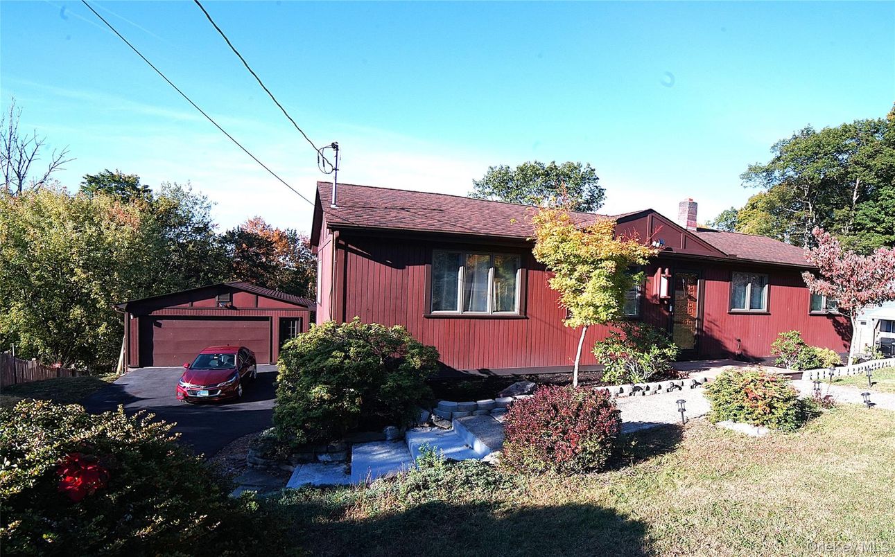 Detached Garage, Exterior