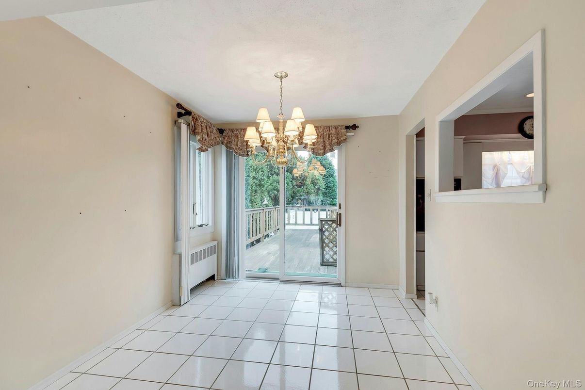 Chandelier, Empty room, Interior