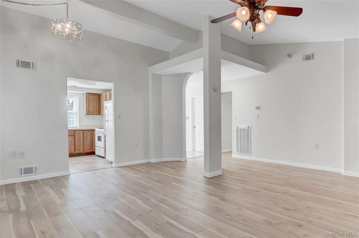 Empty room, Interior, Kitchen, Pendant Lights, Wood Texture Flooring