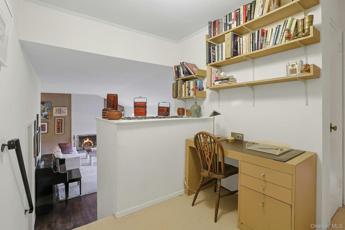 Fireplace, Home Office, Interior, Wood Texture Flooring