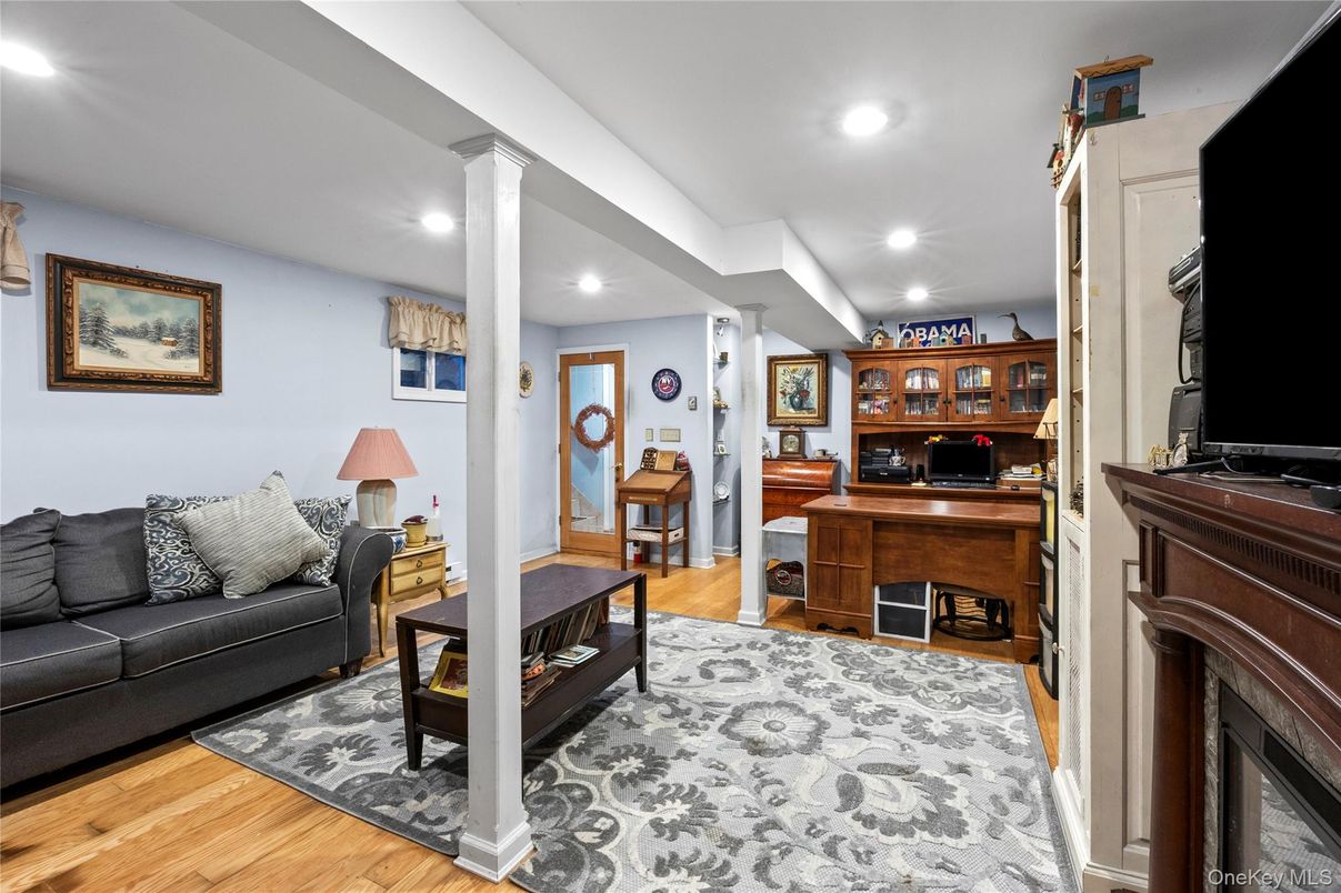Fireplace, Interior, Recessed Lighting, Wood Texture Flooring