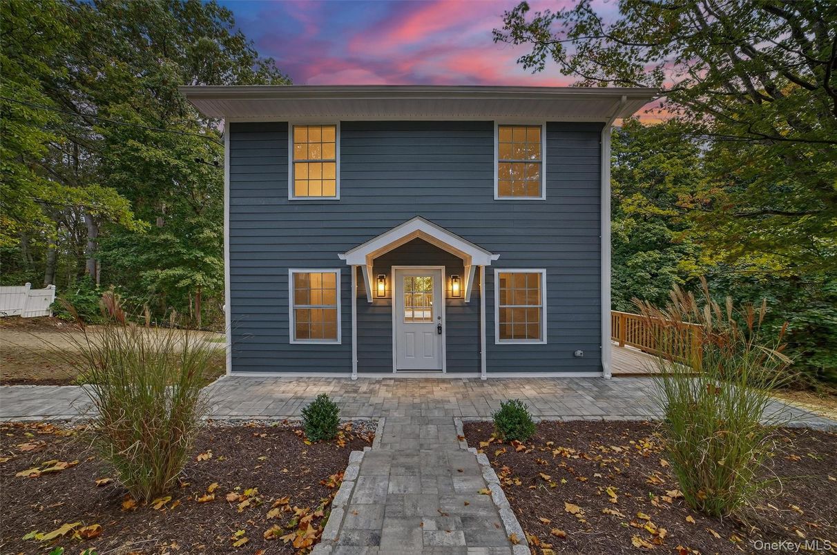 Exterior, Facade, Georgian