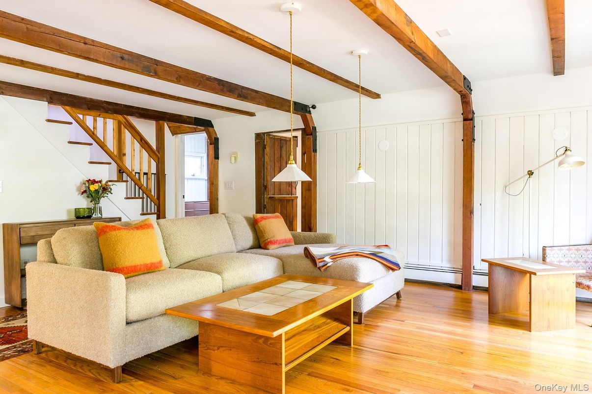 Interior, Living room, Pendant Lights, Wooden Beams, Wood Texture Flooring